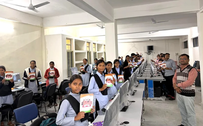 कम्प्यूटर दक्षता प्रशिक्षण से विद्यार्थियों के कौशल विकास को मिल रही नई दिशा