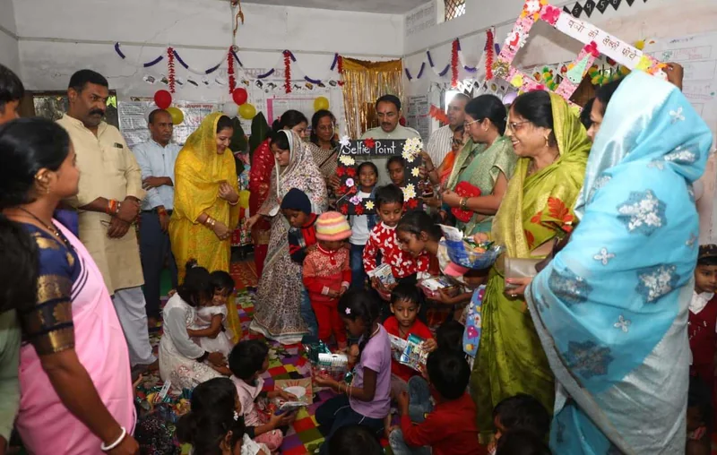 सेवा संकल्प अभियान के तहत आंगनबाड़ी केन्द्रों में आरंभ हुआ तीन दिवसीय आंगन मिलन सेवा कार्यक्रम पन्ना विधायक ने…