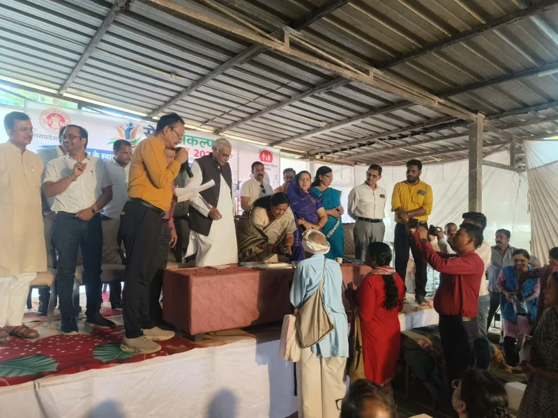 सेवा संकल्प अभियान के तहत जिले में विभिन्न स्थानों पर विशाल नेत्र शिविर आयोजित 2225 नागरिकों की हुई नेत्र…
